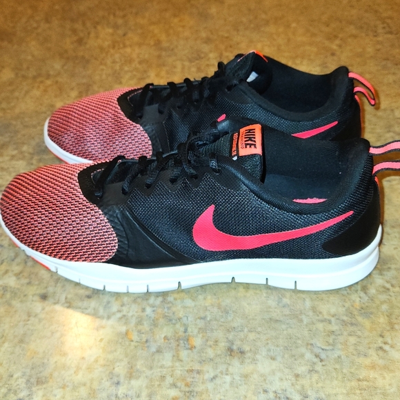 Nike Flex Essential sneaker - Picture 5 of 10